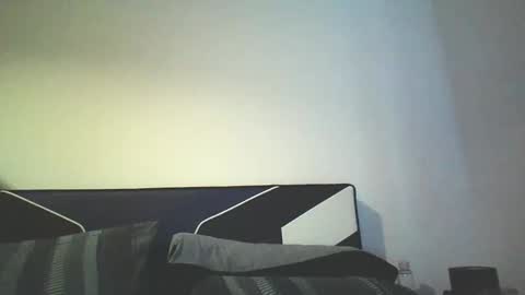 Snapshot of useme92431433 chatting on 12/11/24, 01:06 sub 4 u online show from 12/11/24, 01:06