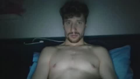 Snapshot of user17t chatting on 10/10/25, 07:18 user17t online show from 10/10/25, 07:18