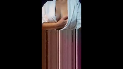 mia online show from 03/09/26, 03:16