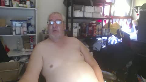 Snapshot of usgoober chatting on 12/02/24, 03:25 Eric online show from 12/02/24, 03:25