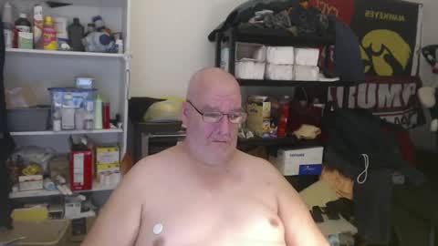 Snapshot of usgoober chatting on 12/10/24, 03:30 Eric online show from 12/10/24, 03:30