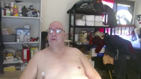Snapshot of usgoober chatting on 12/10/24, 02:17 Eric online show from 12/10/24, 02:17