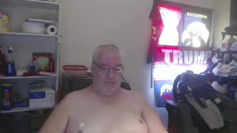 Snapshot of usgoober chatting on 02/03/25, 02:45 Eric online show from 02/03/25, 02:45