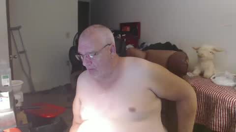 Snapshot of usgoober chatting on 09/19/25, 02:46 Eric online show from 09/19/25, 02:46