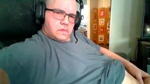 Snapshot of usstarr1 chatting on 12/05/24, 09:28 usstarr1 online show from 12/05/24, 09:28