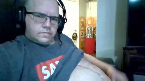 Snapshot of usstarr1 chatting on 12/23/24, 06:27 usstarr1 online show from 12/23/24, 06:27