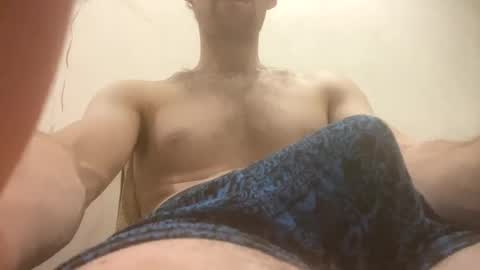 Snapshot of uverinc chatting on 02/01/25, 10:44 Uverinc online show from 02/01/25, 10:44