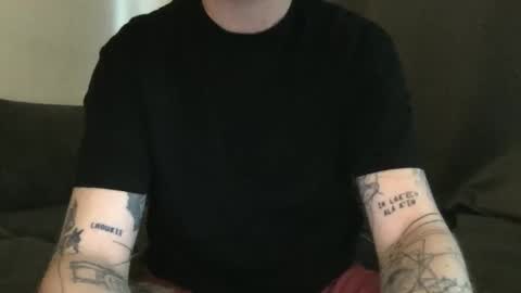 Snapshot of uwantitno chatting on 11/02/25, 06:16 uwantitno online show from 11/02/25, 06:16