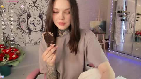 Eva online show from 02/28/25, 01:25