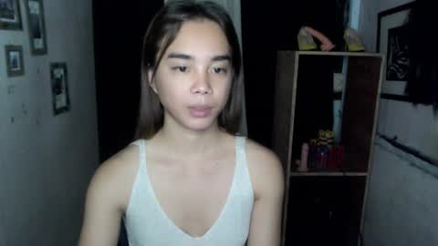 Snapshot of uxie_mew chatting on 11/15/25, 03:15 Ahn Chiyo online show from 11/15/25, 03:15