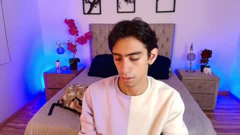 UYUKIE online show from 10/15/25, 11:54