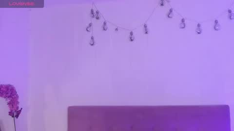 v1cky_ online show from 03/16/26, 09:08