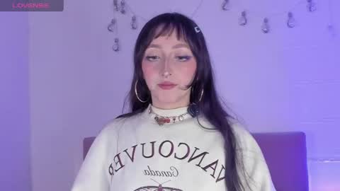 v1cky_ online show from 04/06/26, 10:54