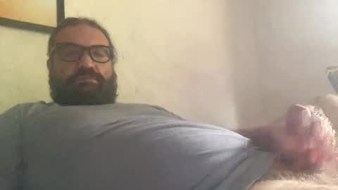 Snapshot of v1king_b3ar chatting on 02/14/26, 01:08 Viking Bear online show from 02/14/26, 01:08