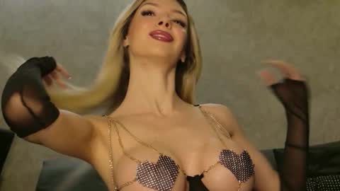 Mia online show from 03/14/26, 03:23