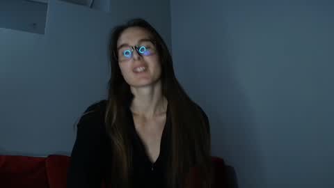 Snapshot of va_len_sea_ya chatting on 09/21/25, 06:53 Valensiya online show from 09/21/25, 06:53