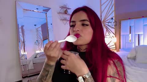 valeriee miller online show from 10/22/25, 06:29