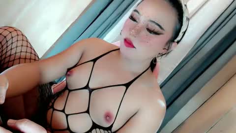 JESS - DONT FORGET TO FOLLOW ME AND GIVE ME THUMBS UP online show from 11/23/25, 11:15