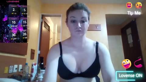 Snapshot of vagimosa chatting on 03/11/25, 11:26 vagimosa online show from 03/11/25, 11:26