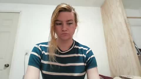 Snapshot of vagimosa chatting on 10/04/25, 03:04 vagimosa online show from 10/04/25, 03:04