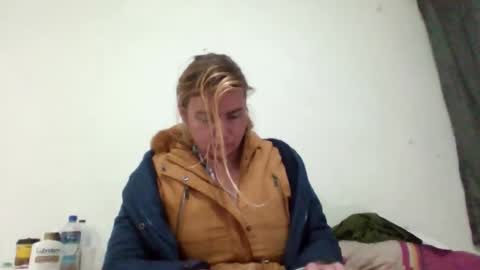 Snapshot of vagimosa chatting on 11/15/25, 08:55 vagimosa online show from 11/15/25, 08:55