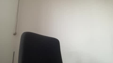 vaginalnik online show from 10/27/25, 10:19