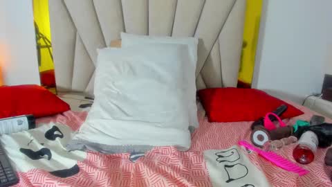 vahioleth  online show from 12/29/24, 09:06