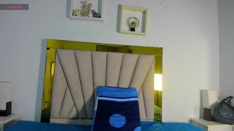 vahioleth  online show from 11/19/25, 03:06