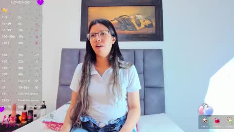 Vahiolet smith online show from 03/19/26, 03:54