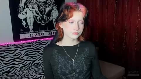 Snapshot of vailyreb chatting on 02/27/25, 06:42 Marin online show from 02/27/25, 06:42