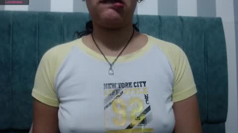 Snapshot of vainilla_cam chatting on 02/02/25, 02:06 Vainilla online show from 02/02/25, 02:06