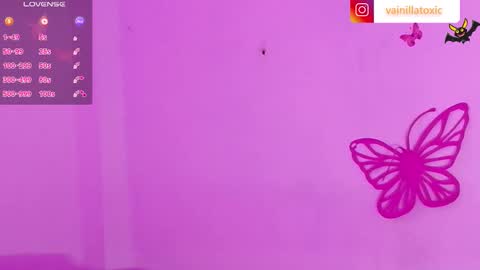 Vainilla Independent model online show from 11/13/25, 05:01