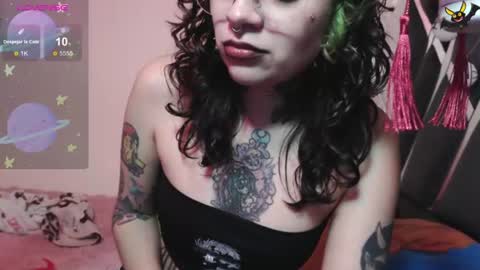 Vainilla Independent model online show from 06/25/26, 05:12