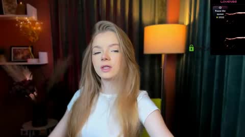 vaiolet_lovely online show from 05/04/26, 05:03