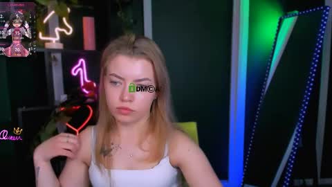 vaiolet_lovely online show from 05/08/26, 07:57