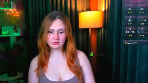 vaiolet_lovely online show from 05/13/26, 06:49