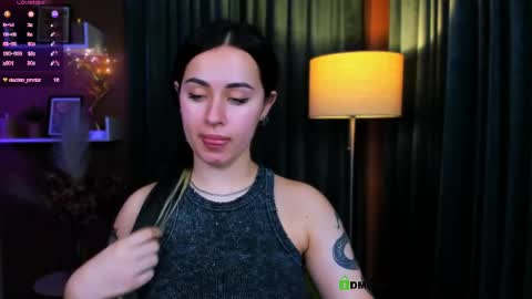 vaiolet_lovely online show from 05/27/26, 01:57