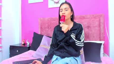 Snapshot of vaioletcooper chatting on 03/03/26, 04:13 VaiolletCooper online show from 03/03/26, 04:13