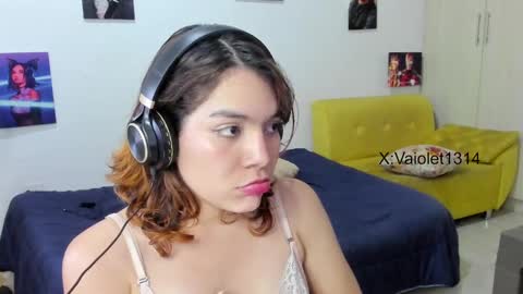 Vaiolet1314 online show from 01/15/25, 11:00