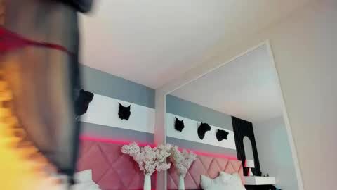 Snapshot of val_oconner chatting on 09/24/25, 03:10 val_oconner online show from 09/24/25, 03:10