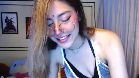 Snapshot of valcooky chatting on 01/12/25, 04:52 Hi I am Valcooky online show from 01/12/25, 04:52