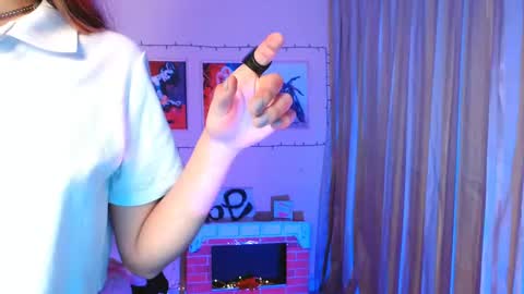 Snapshot of valcooky chatting on 02/23/25, 11:58 Hi I am Valcooky online show from 02/23/25, 11:58