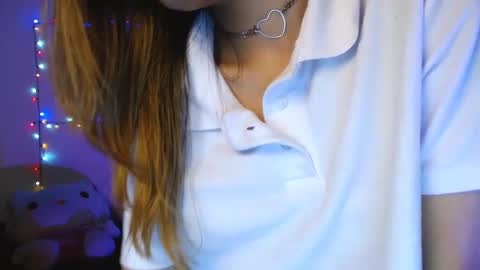 Snapshot of valcooky chatting on 02/24/25, 03:02 Hi I am Valcooky online show from 02/24/25, 03:02