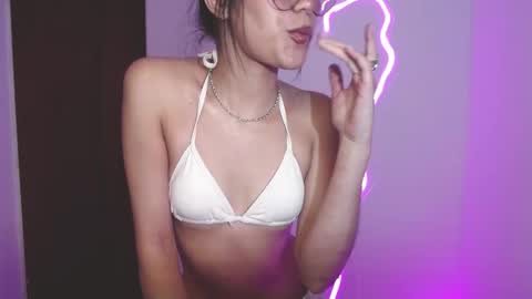 Hi I am Valcooky online show from 05/26/26, 04:30