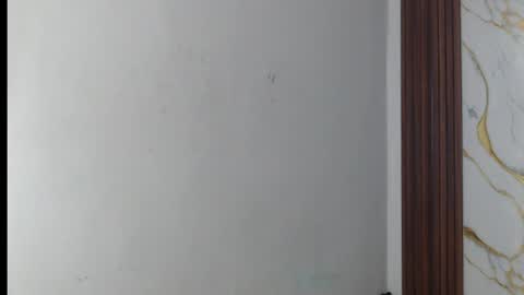 valen_ross7 online show from 06/12/26, 07:51