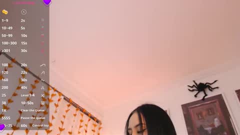 Snapshot of valen_ross_ chatting on 10/18/25, 02:47 valentina Rossi 3 online show from 10/18/25, 02:47