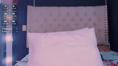 Snapshot of valen_thompson chatting on 02/07/25, 11:55 IG-valen mendoza99 twitter valenthompson99 online show from 02/07/25, 11:55