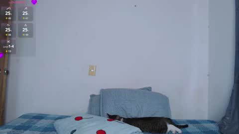 IG-valen mendoza99  twitter valenthompson99 online show from 03/01/26, 11:07