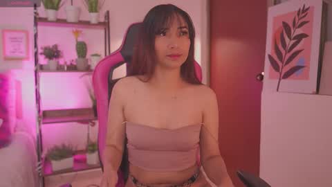 Snapshot of valenn_g chatting on 01/13/26, 12:10 valenn_g online show from 01/13/26, 12:10