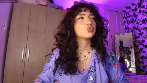 valentina online show from 06/25/26, 05:12
